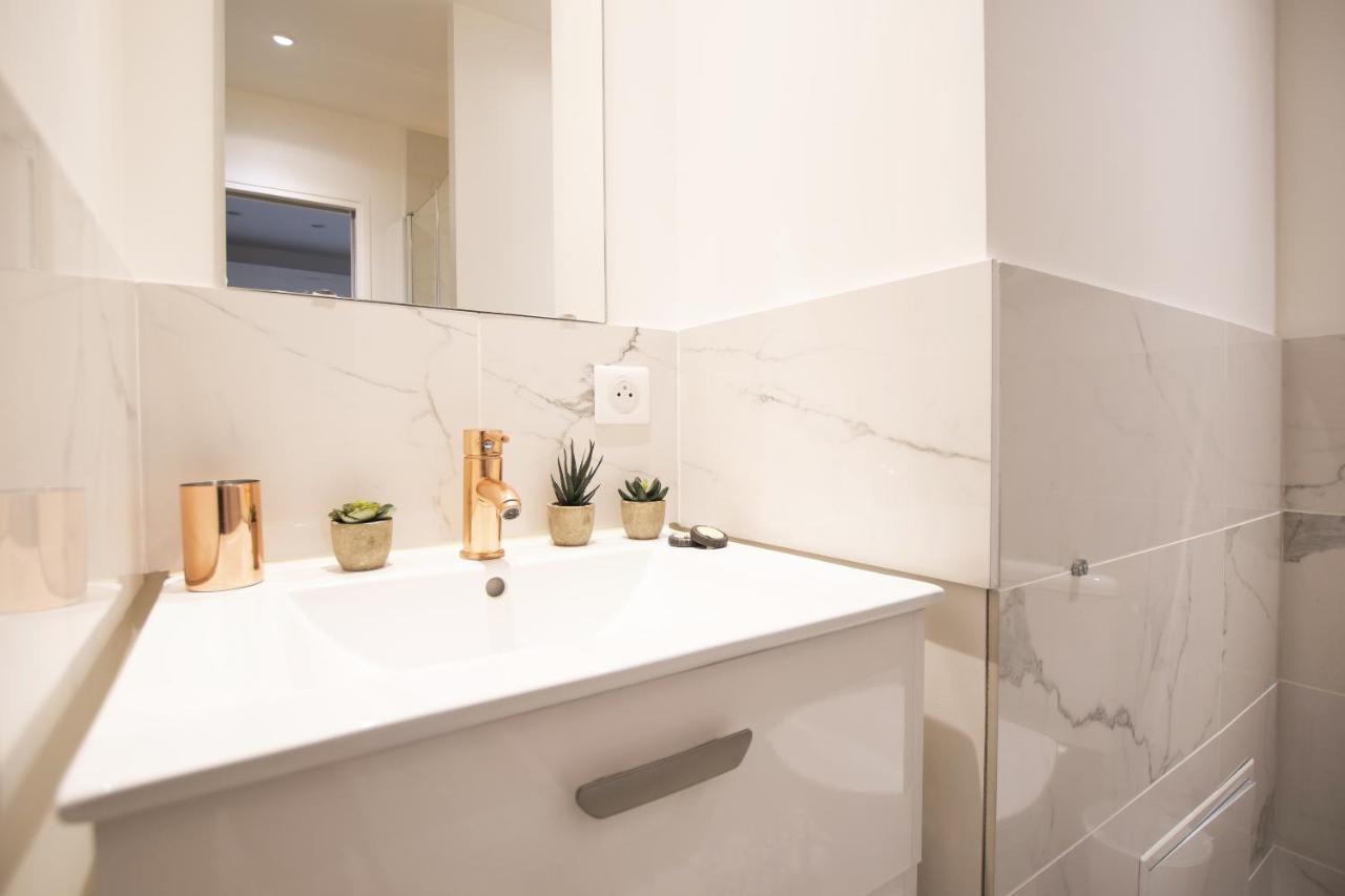 Bel Appartement Idealement Situe - Tour Eiffel Paris Eksteriør billede
